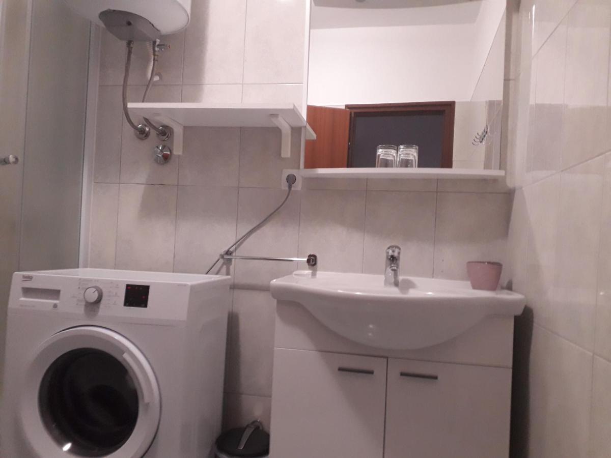 Apartmani Roza Lopar Exterior foto